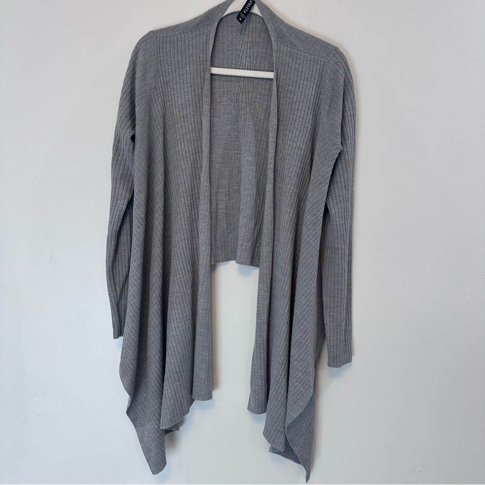 Athleta Solstice Wrap Grey Size Medium - image 2